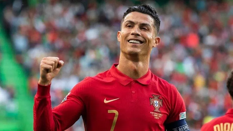 Cristiano Ronaldo là thủ lĩnh của Selecao châu Âu